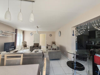  Maison  vendre 6 pices 145 m