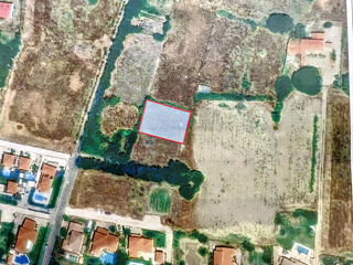  Terrain à vendre 708 m²