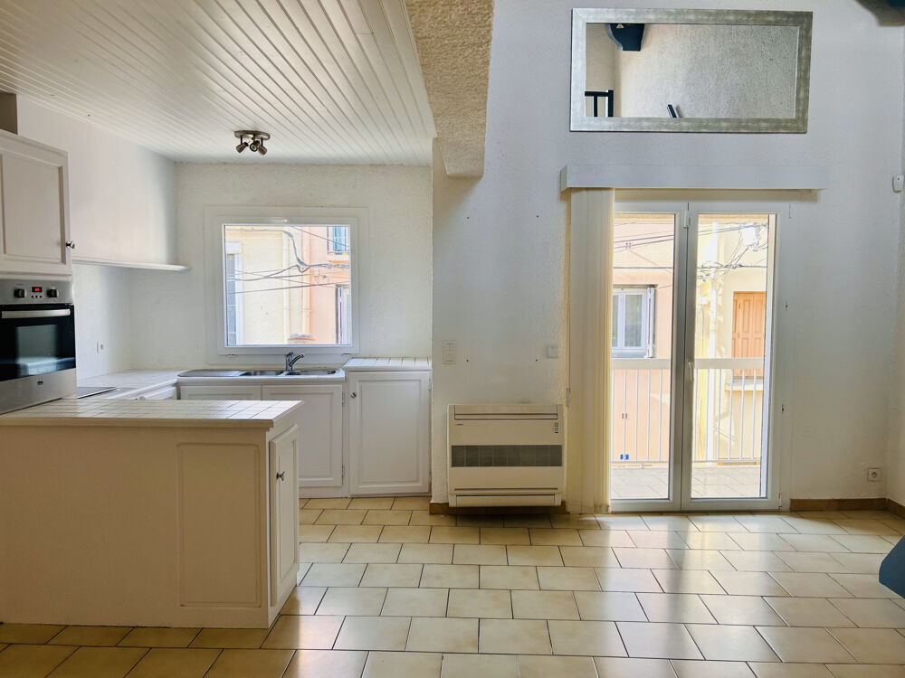 Maison de village de 84 m2 habitables et grand garage