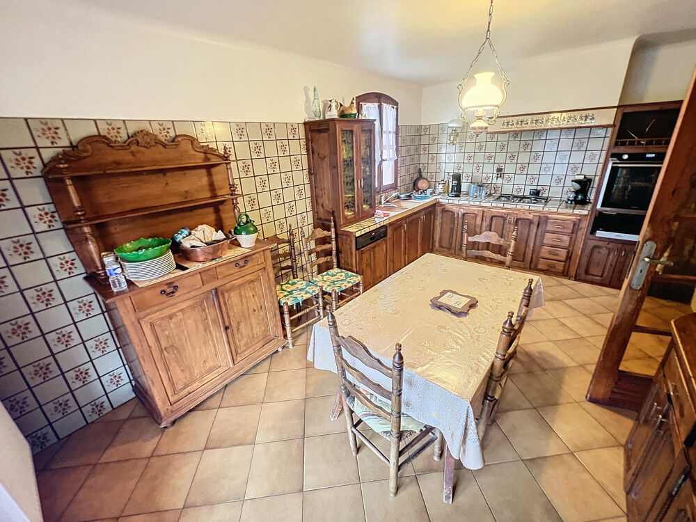 -VILLA 3 FACES ENV 190 M2 HBTS SUR 635 M2 DE TERRAIN -GARAGE 80 M2 -