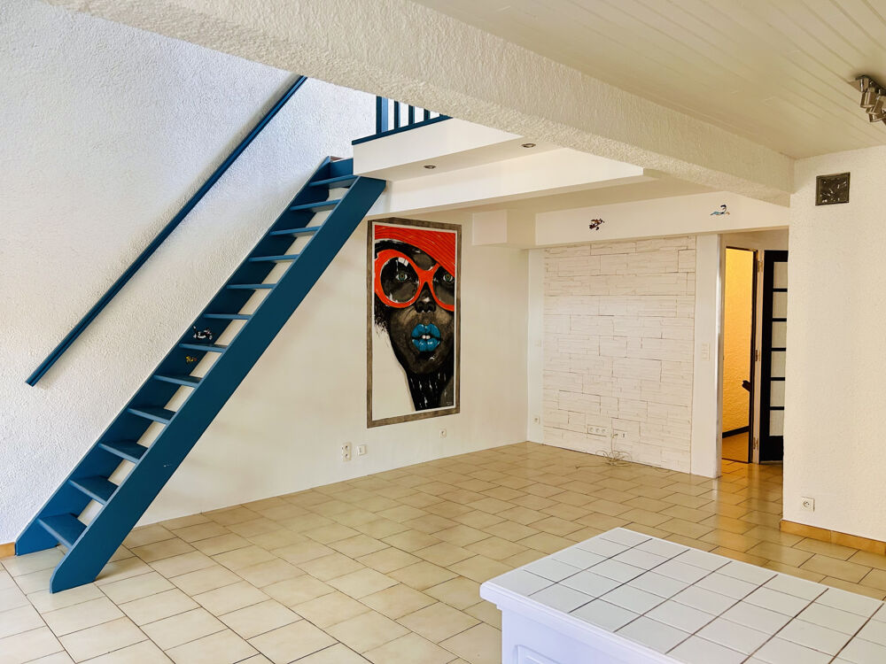 Maison de village de 84 m2 habitables et grand garage