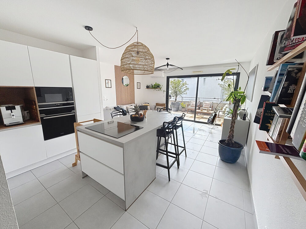SECTEUR RESIDENTIEL - APPARTEMENT DE TYPE 3 - TERRASSE 23.48 M2 - PARKING PRIVATIF