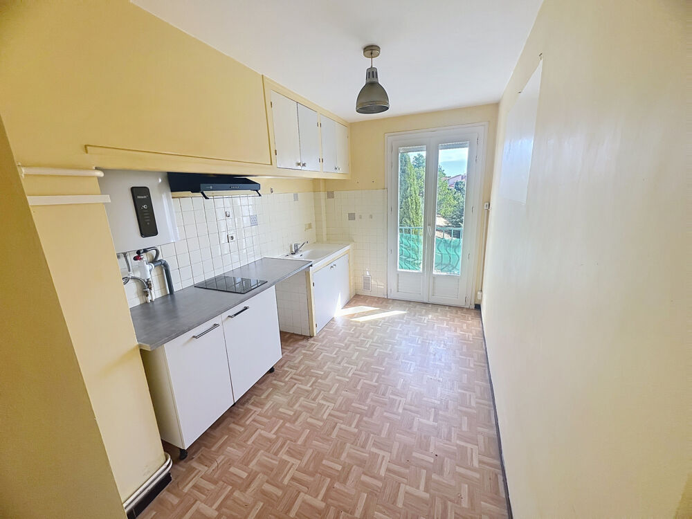 APPARTEMENT DE TYPE 2 - CAVE ET BALCON