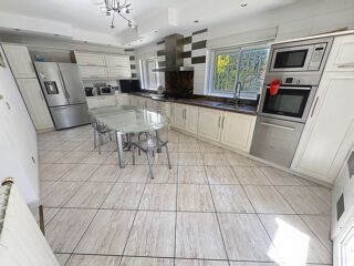  Maison � vendre 5 pi�ces 180 m�