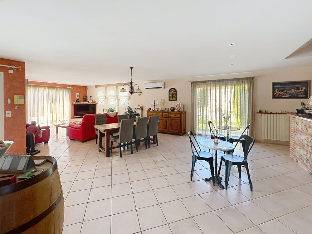 Vente Maison - VILLA 4 FACES 148 M2 HBTS  SUR 1000 M2 DE TERRAIN -T2 INDEPENDANTS 21 M2 - 2 GARAGES 36 ET 26 M2 Bompas