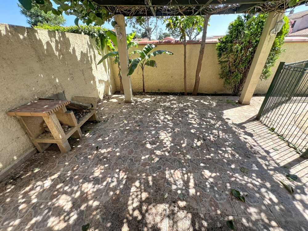 SECTEUR RESIDENTIEL - VILLA 3 FACES 112 M2 HBTS SUR 385 M2 DE TERRAIN - PISCINE ET GARAGE