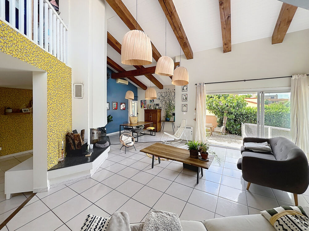 Vente Maison - VILLA 4 FACES 195 M2 HBTS  SUR 592 M2 DE TERRAIN  -  PISCINE - GARAGE ET STUDIO INDEPENDANT 30 M2 Bompas