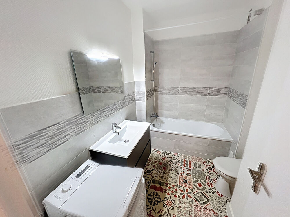 APPARTEMENT DE TYPE 2 - 40 M2 - PARKING PRIVATIF- CAVE