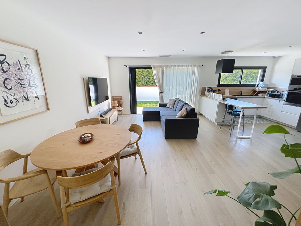 Vente Maison VILLA 3 FACES DE PLAIN PIED TYPE 4 -PISCINE -JARDIN - GARAGE - Bompas