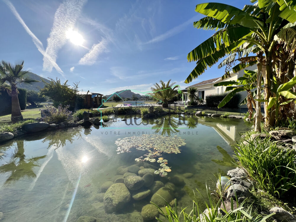 Vente Maison Villa de plain-pied, 3ch, piscine, dpendances, 6000m2 de terrain Gourdan polignan