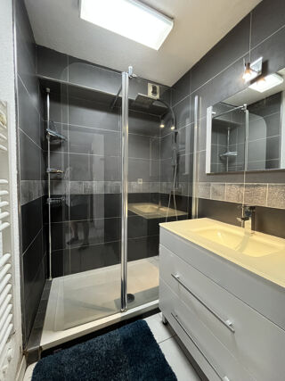  Appartement  vendre 2 pices 47 m