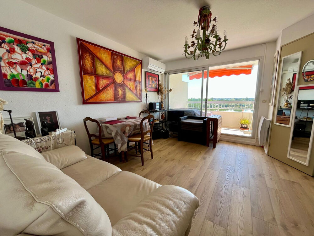 Magnifique T2 cabine de 32M2 entirement rénové avec vue sur le Lac Salonique - PORT CAMARGUE