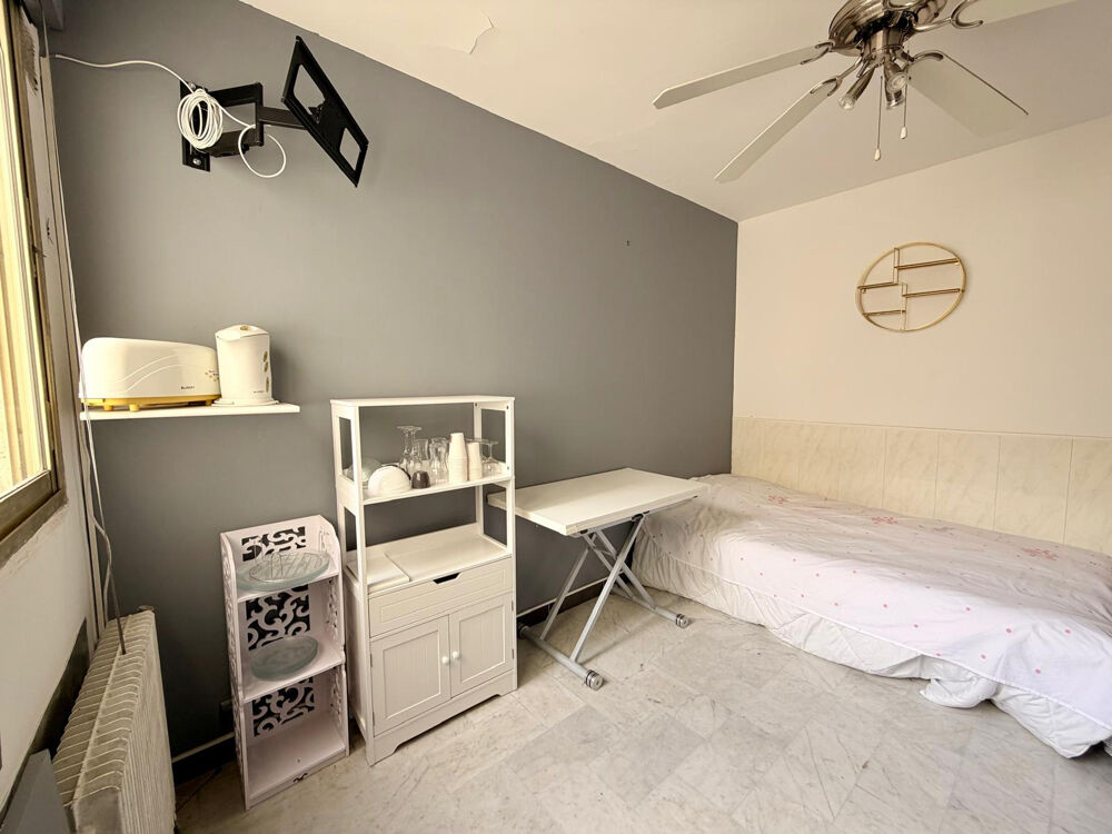 Studio de 15m2 au 1er étage - CENTRE VILLE LA GRANDE MOTTE