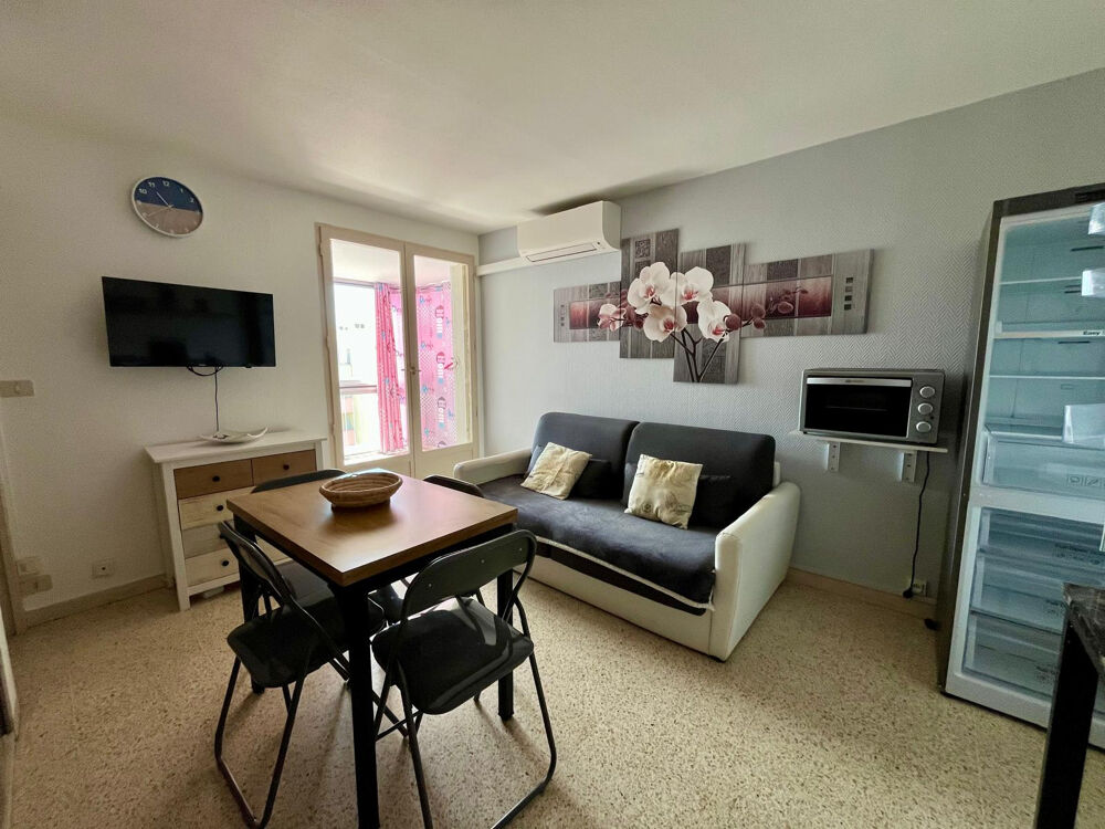 Appartement T2 de 27m2 rénové au 5ème et dernier étage avec parking - RESIDENCE PORT ROYAL GRAU-DU-ROI