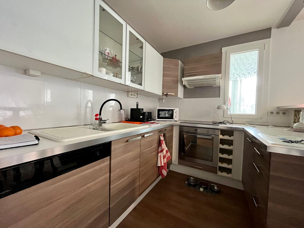 Appartement T4 de 74m2 au 3eme étage avec parking et cave - MONTPELLIER LA MARTELLE