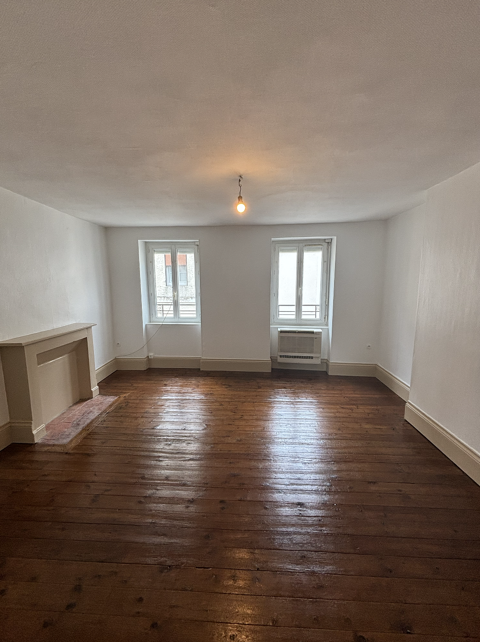  Appartement � louer 2 pi�ces 52 m�