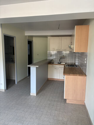  Appartement à louer 2 pièces 45 m²