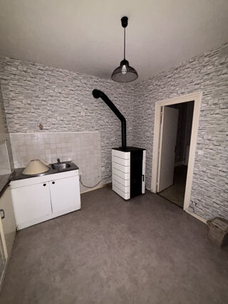  Appartement à louer 3 pièces 86 m²