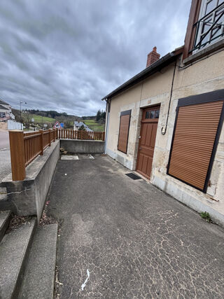  Appartement à louer 3 pièces 86 m²