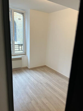  Appartement à louer 3 pièces 55 m²
