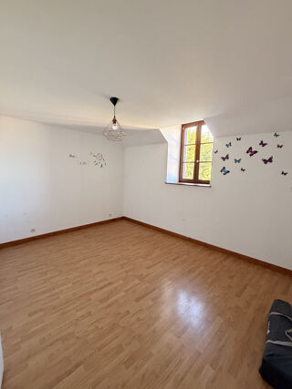  Maison à louer 4 pièces 79 m²