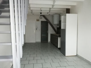  Duplex/triplex  louer 1 pice 24 m