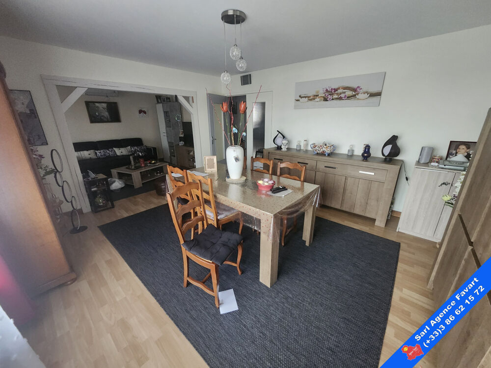 Vente Appartement Proche gare SNCF et tout commerces, appartement en résidence sécurisée. Joigny