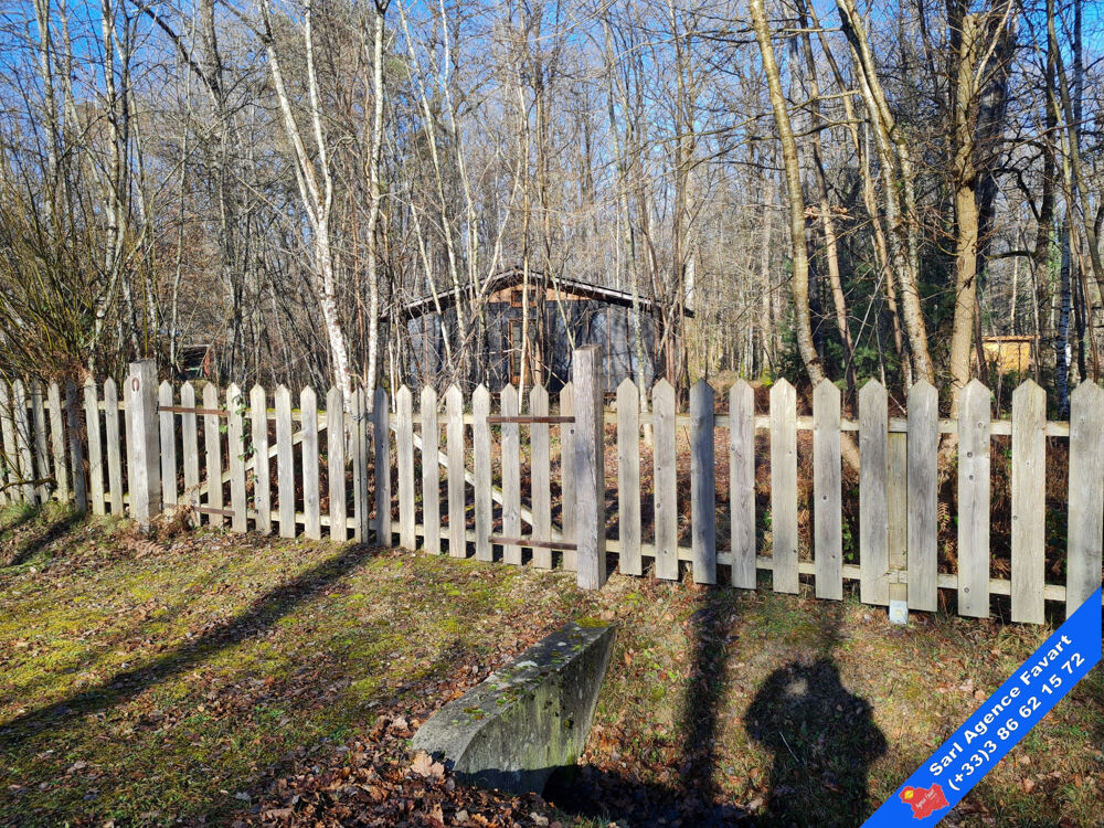Chalet en bois à finir daménager Environnement calme et boisé