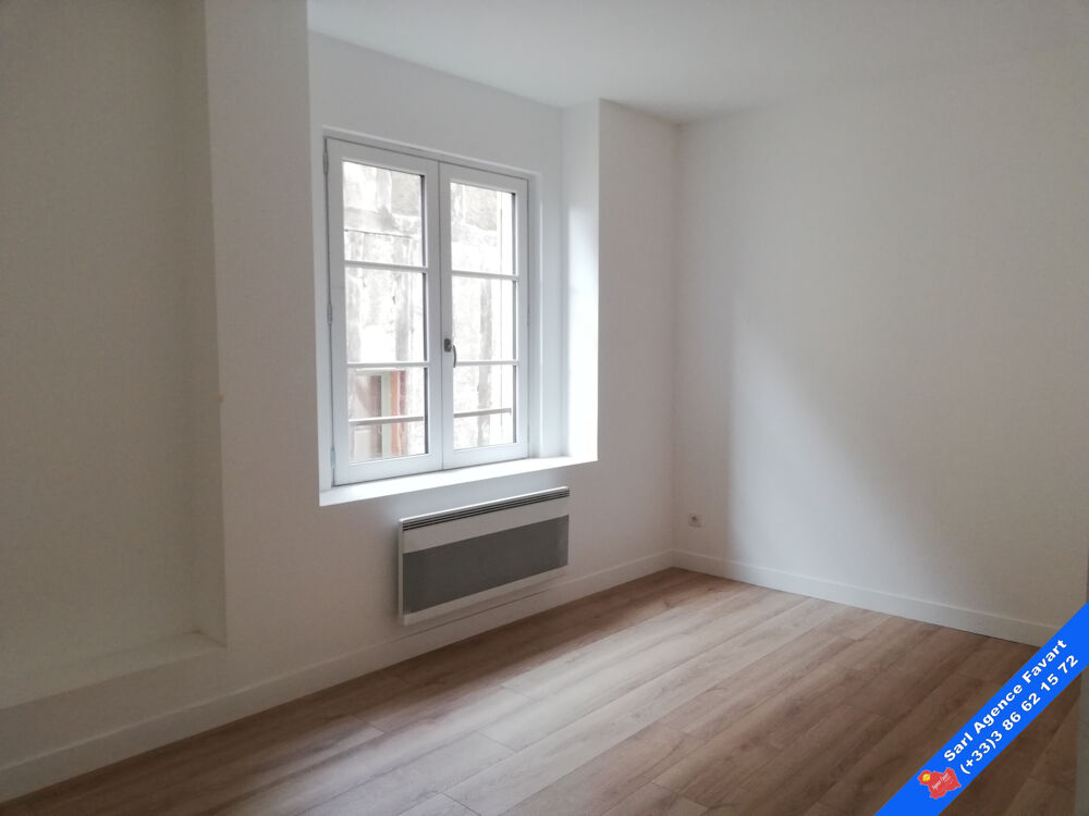 Location Appartement Appartement dans le centre historique Joigny