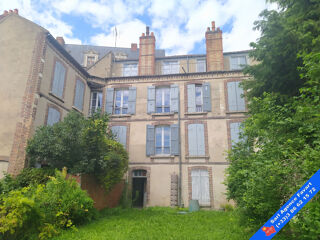 Vente Immeuble Bel immeuble avec vue dominante. Joigny