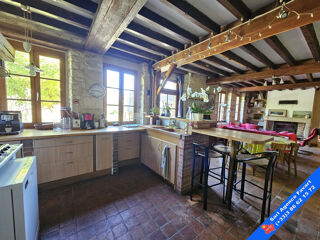  Maison  vendre 9 pices 259 m