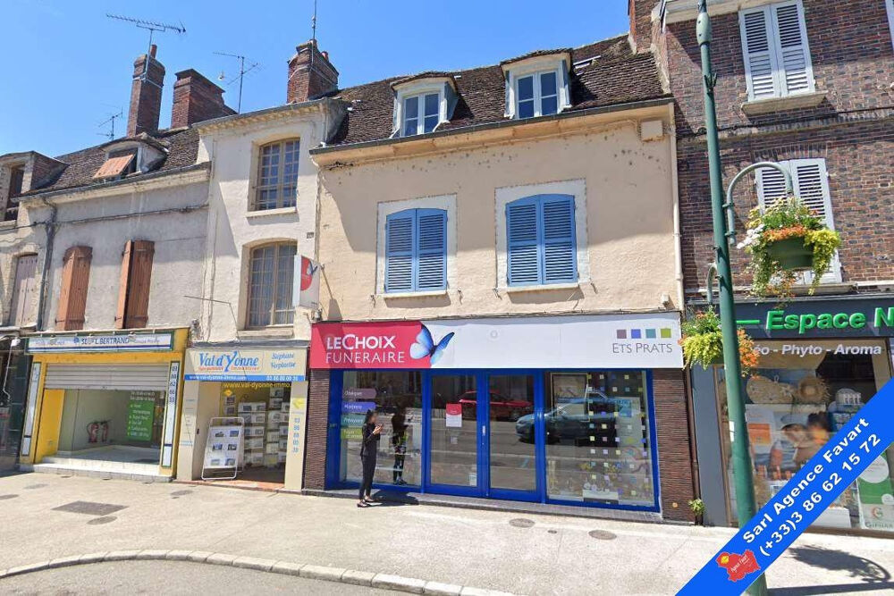 Vente Immeuble Joigny immeuble commercial très bien placé. Joigny