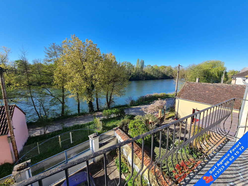 Agréable maison avec vue dégagée sur l'Yonne