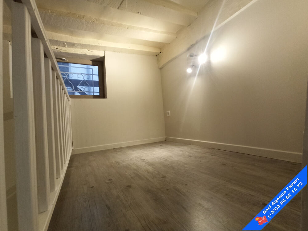 Vente Appartement Studio dans vieille ville Joigny