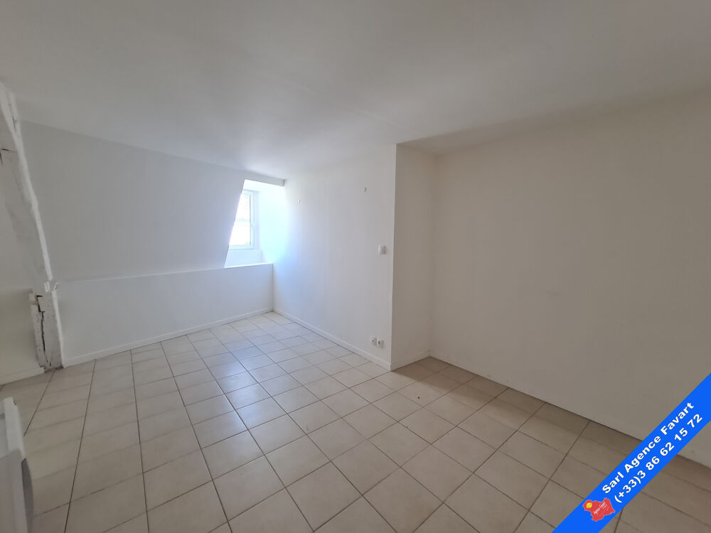 Location Appartement Appartement F3 à louer dans le Vieux Joigny Joigny