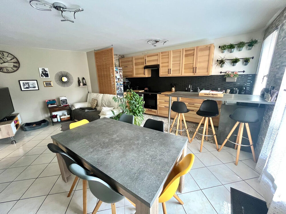 Vente Appartement Appartement 3 pièces avec balcon et parking Villepinte