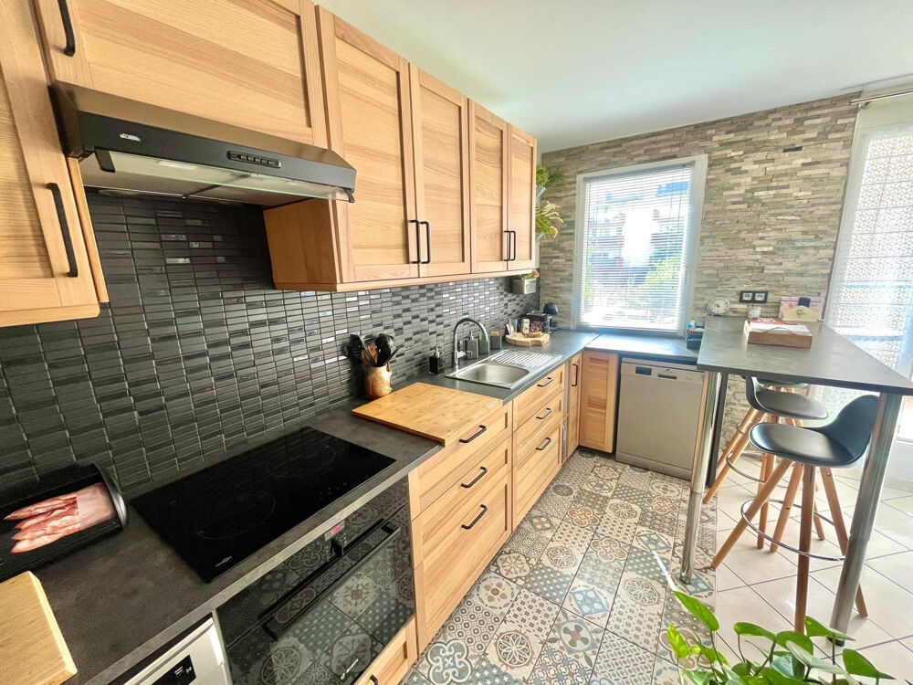 Vente Appartement Appartement 3 pièces avec balcon et parking Villepinte