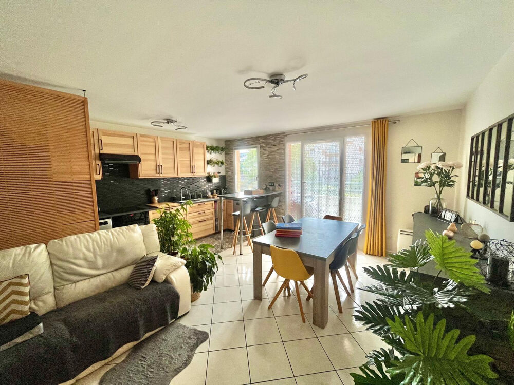 Vente Appartement Appartement 3 pièces avec balcon et parking Villepinte