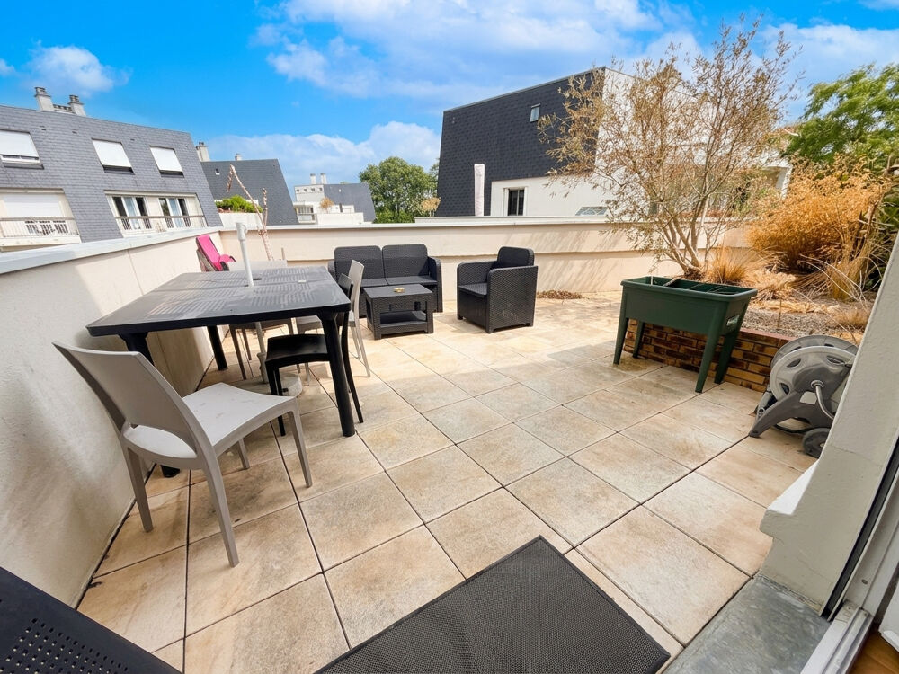 Duplex au dernière étage avec terrasse de 25m2