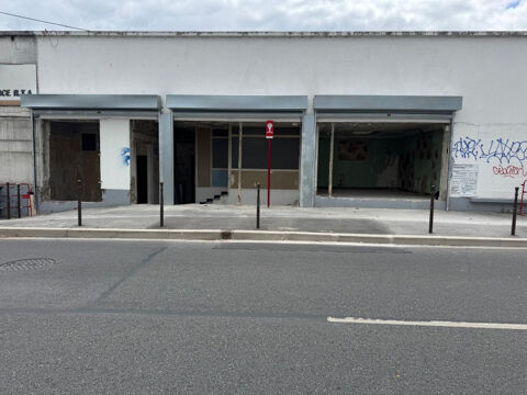   local commercial divisible en 3 locaux 