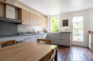  Maison à vendre 8 pièces 207 m²