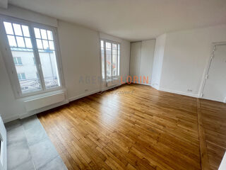  Appartement à louer 2 pièces 47 m²