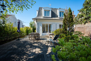  Maison � vendre 8 pi�ces 218 m�