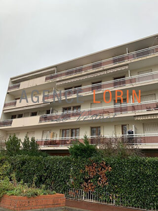  Appartement à louer 3 pièces 60 m²