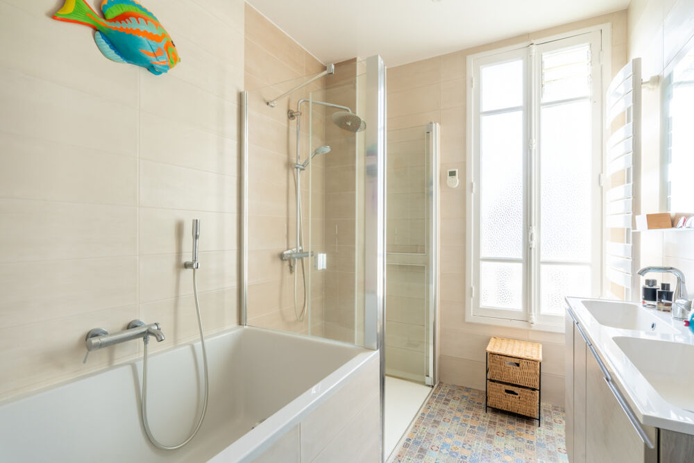 � vendre  Propri�t�/ch�teau Le V�sinet (78110)