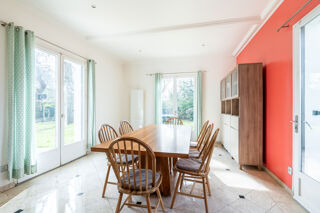  Maison � vendre 9 pi�ces 319 m�