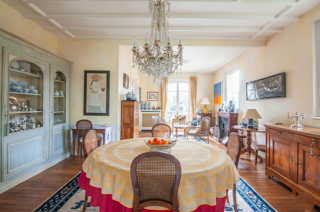  Maison � vendre 10 pi�ces 327 m�
