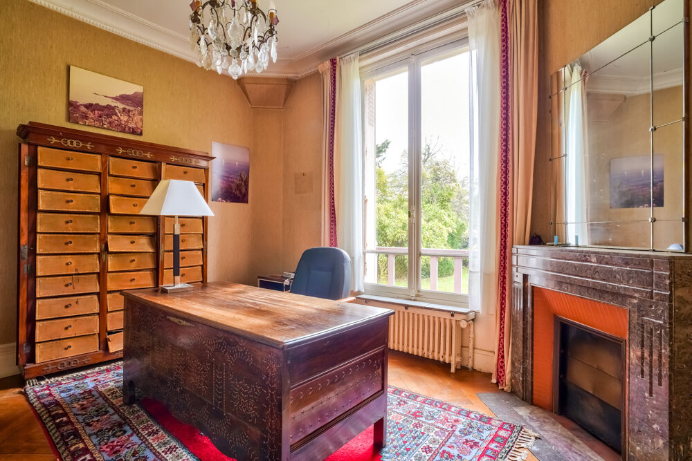 � vendre  Propri�t�/ch�teau Le V�sinet (78110)