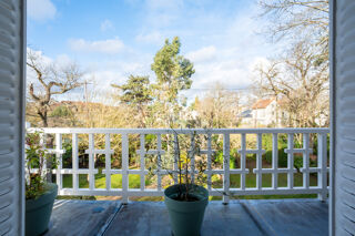  Propriété/château à vendre 5 pièces 128 m²
