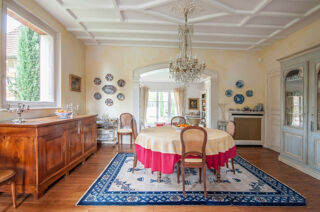  Maison à vendre 10 pièces 327 m²